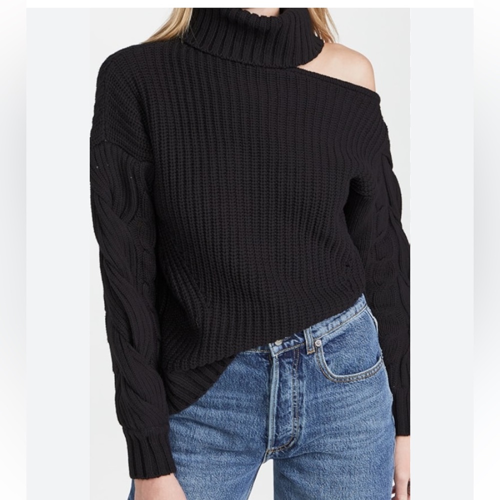 ASTR The Label Sequoia Cutout Shoulder Turtleneck Sweater size XS